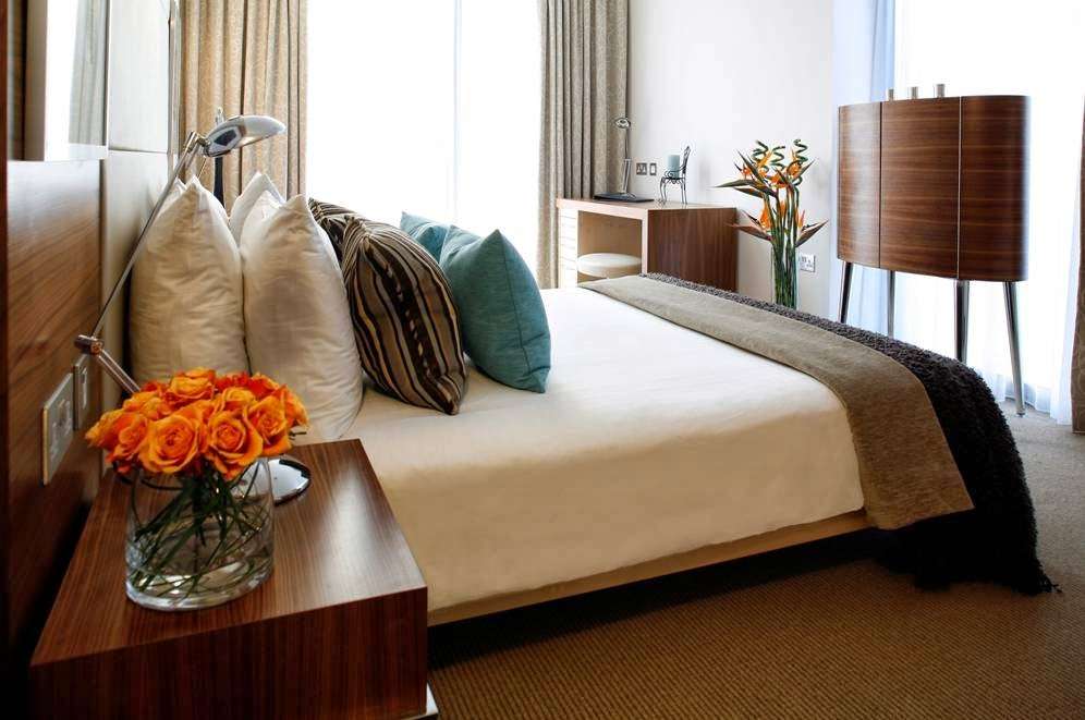 Park Plaza County Hall London | 1 Addington St, South Bank, London SE1 7RY, UK | Phone: 0333 400 6116