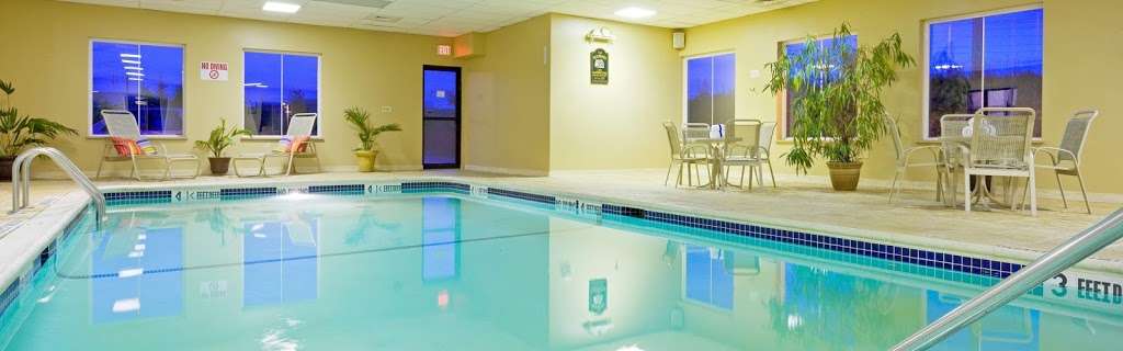 Holiday Inn Express & Suites Chester-Monroe-Goshen | 2 Bryle Pl, Chester, NY 10918, USA | Phone: (845) 469-3000