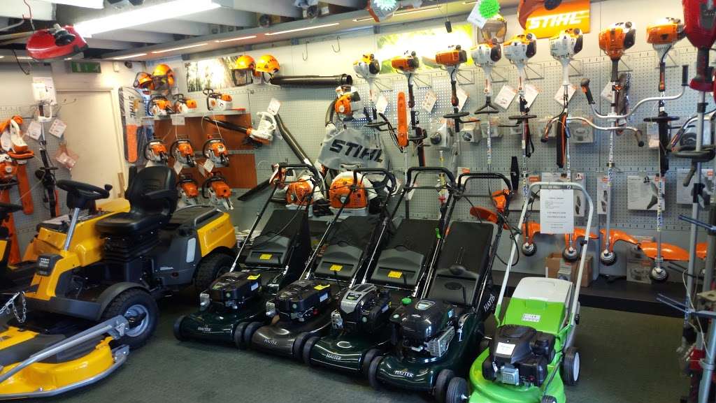 AM Garden Machinery | The Old Forge, Lambourne Rd, Chigwell IG7 6ET, UK | Phone: 020 8500 3578