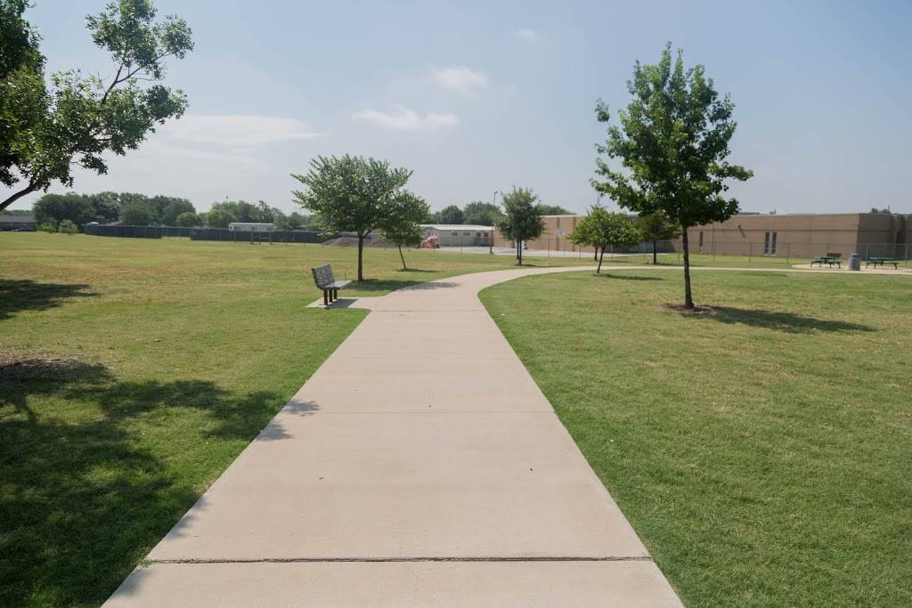 B.C. Barnes Park | 3000 Daniel Dr, Arlington, TX 76014, USA | Phone: (817) 459-5474