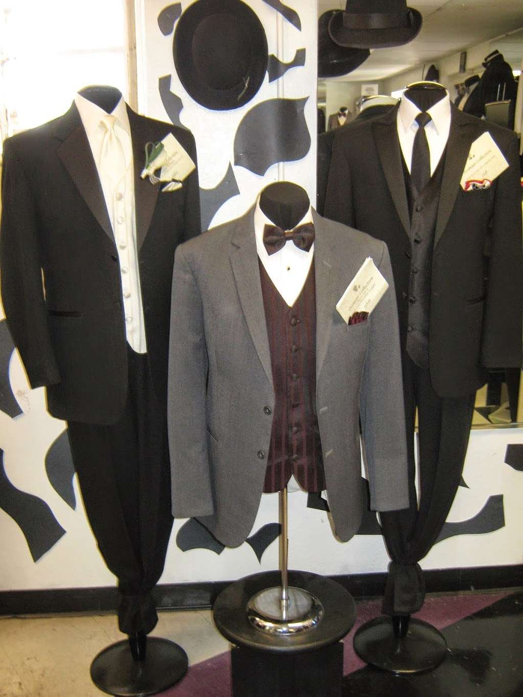 Rose Tuxedo | 10625 N 35th Ave Suite B, Phoenix, AZ 85029, USA | Phone: (602) 375-8280