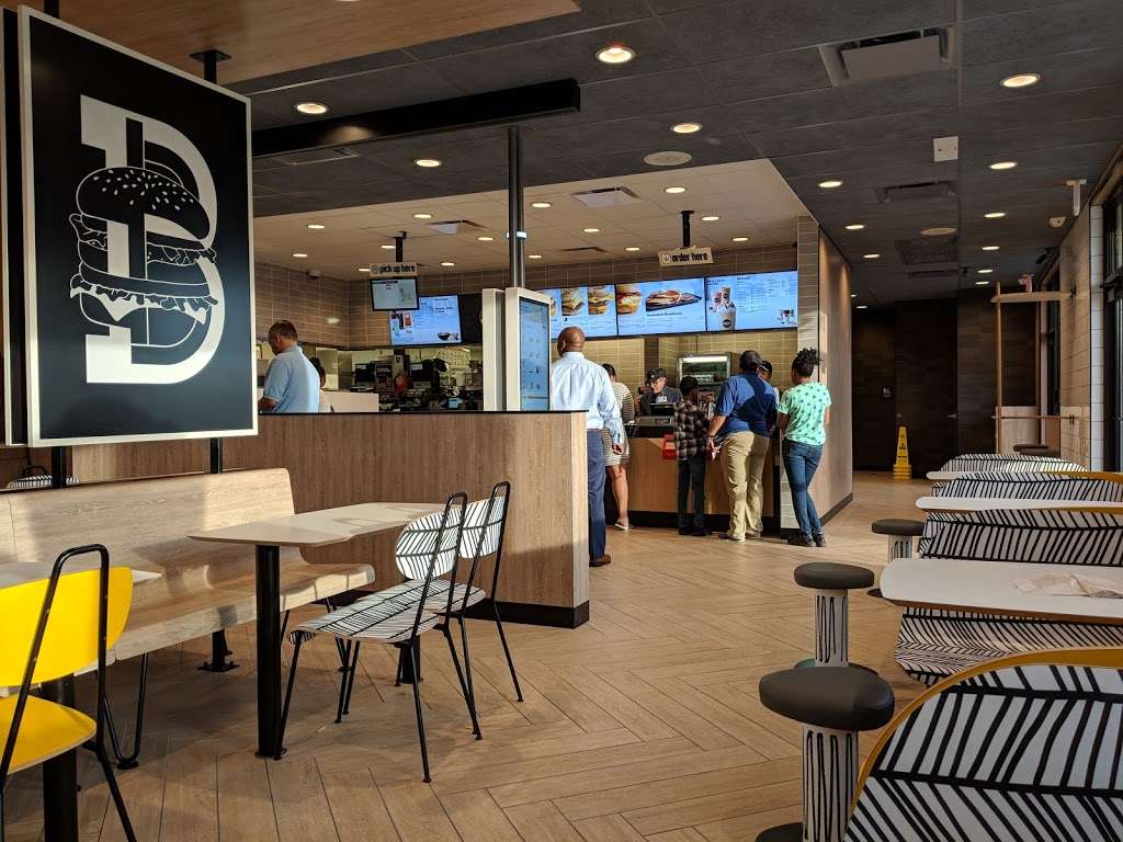McDonalds | 2815 Business Center Dr, Pearland, TX 77584, USA | Phone: (713) 436-9095