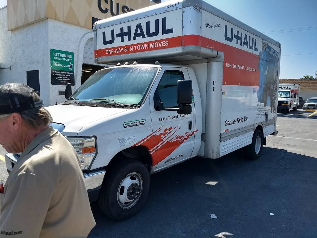 U-Haul Moving & Storage at W Bonanza Rd | 2001 W Bonanza Rd, Las Vegas, NV 89106, USA | Phone: (702) 648-5337