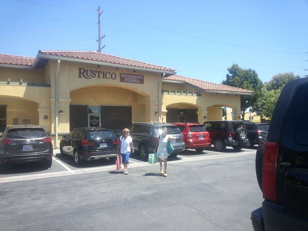 Rustico Ristorante & Pizzeria | 29940 Hunter Rd #102, Murrieta, CA 92563, USA | Phone: (951) 698-5151