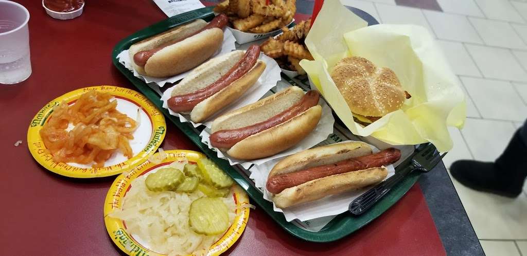 Nathans Famous | 2290 Central Park Ave, Yonkers, NY 10710, USA | Phone: (914) 779-0700