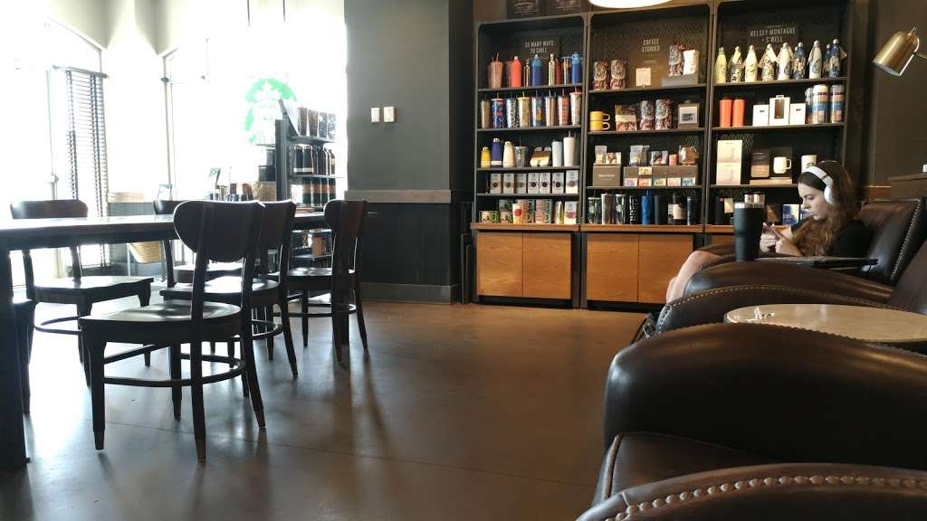 Starbucks | 6920 Mission Rd, Prairie Village, KS 66208 | Phone: (913) 236-4907