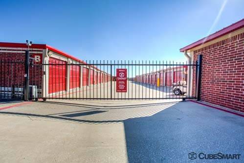 CubeSmart Self Storage | 10121 Warren Pkwy, Frisco, TX 75035, USA | Phone: (972) 712-7867