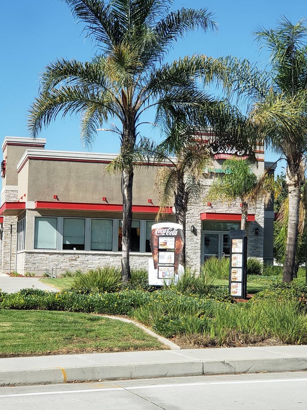 Carls Jr. | 12940 Imperial Hwy, Santa Fe Springs, CA 90670 | Phone: (562) 863-4702