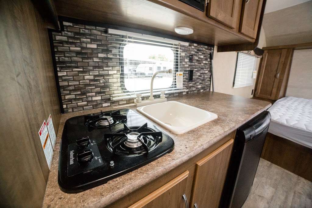 Outdoors & More RV Rentals | 10661 TX-242, Conroe, TX 77385, USA | Phone: (936) 273-4555