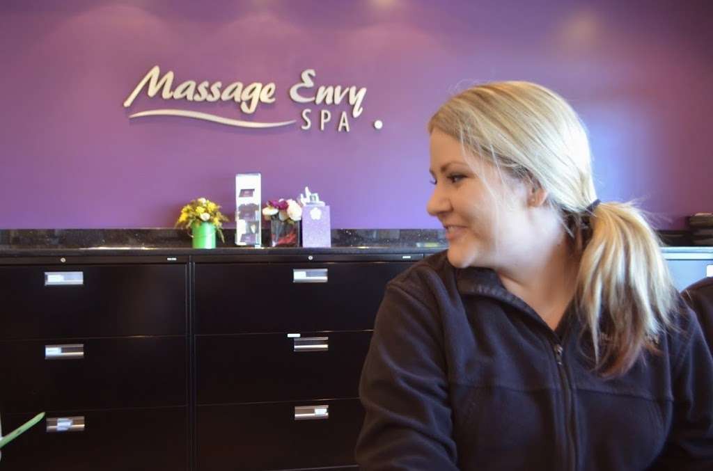 Massage Envy - Oswego | 1770 Douglas Rd, Oswego, IL 60543 | Phone: (630) 554-5055
