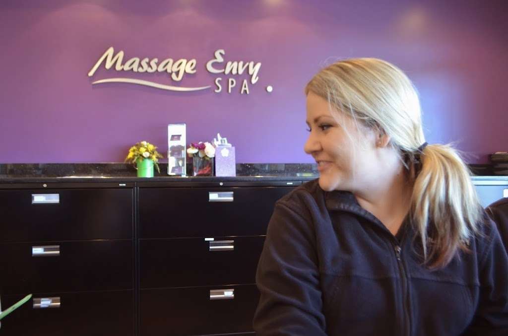 Massage Envy - Oswego | 1770 Douglas Rd, Oswego, IL 60543, USA | Phone: (630) 554-5055