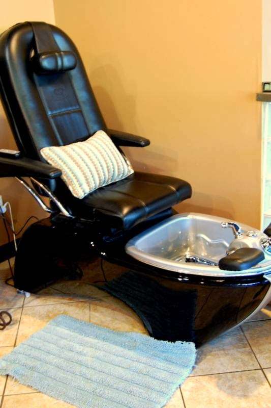 Trendsetters Salon and Spa | 1018 S McLean Blvd, Elgin, IL 60123, USA | Phone: (847) 742-4120