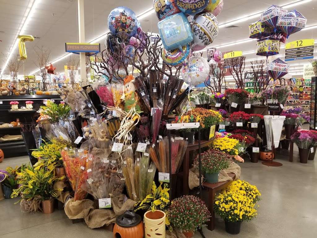 Albertsons | 7975 Blue Diamond Rd, Las Vegas, NV 89178, USA | Phone: (702) 614-4221