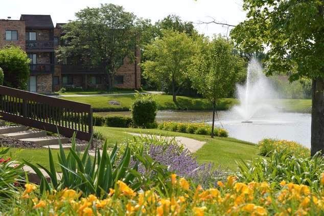 Indian Trail Apartments | 601 Meadows Blvd, Addison, IL 60101 | Phone: (630) 627-5332