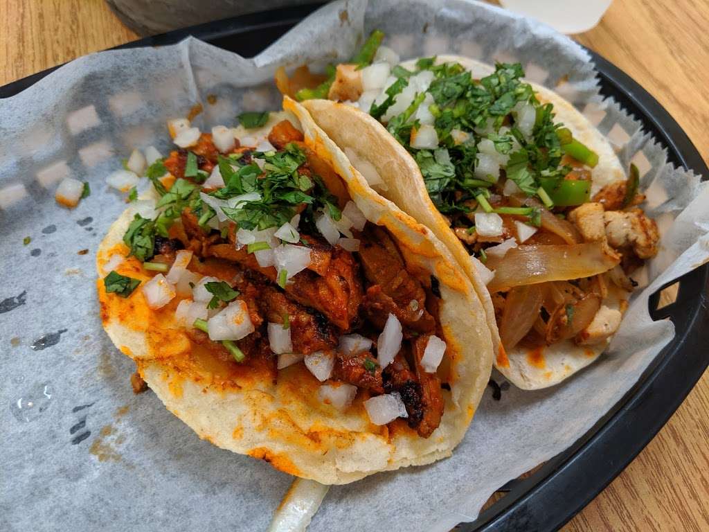 Red Salsa Tacos & More | 1440 Sawdust Rd, Spring, TX 77380, USA | Phone: (281) 465-9255