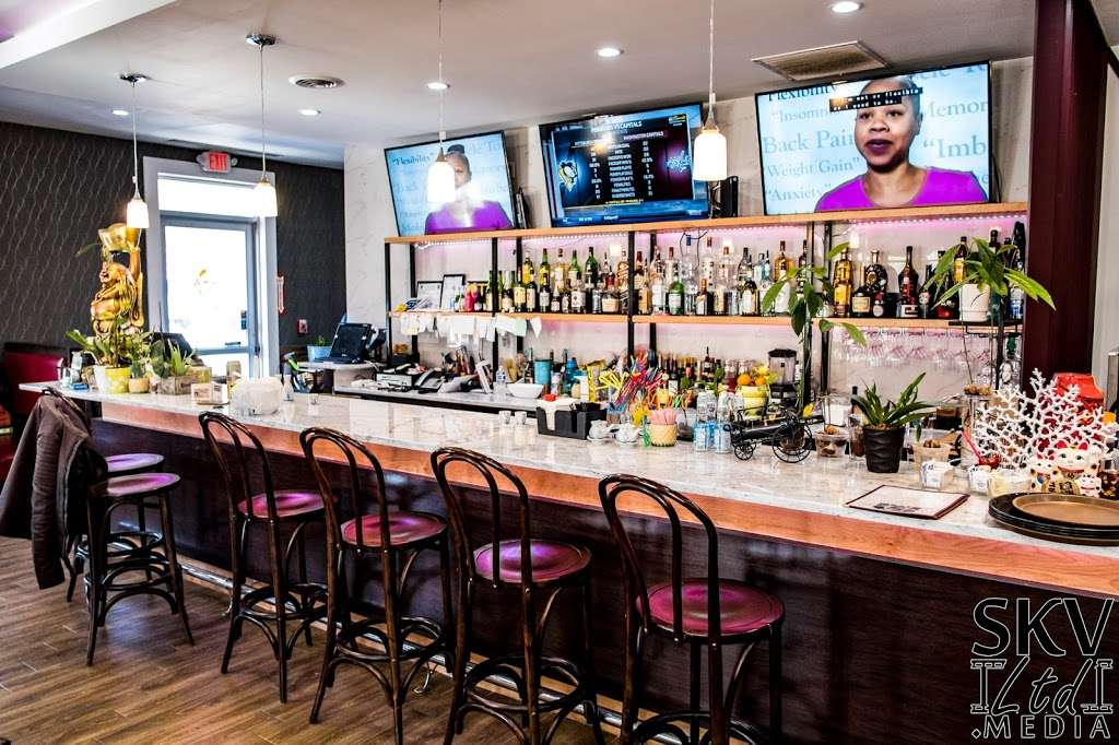 Good Fortune Sushi Bar & Restaurant | 42864 Truro Parish Dr, Ashburn, VA 20148, USA | Phone: (703) 729-8228