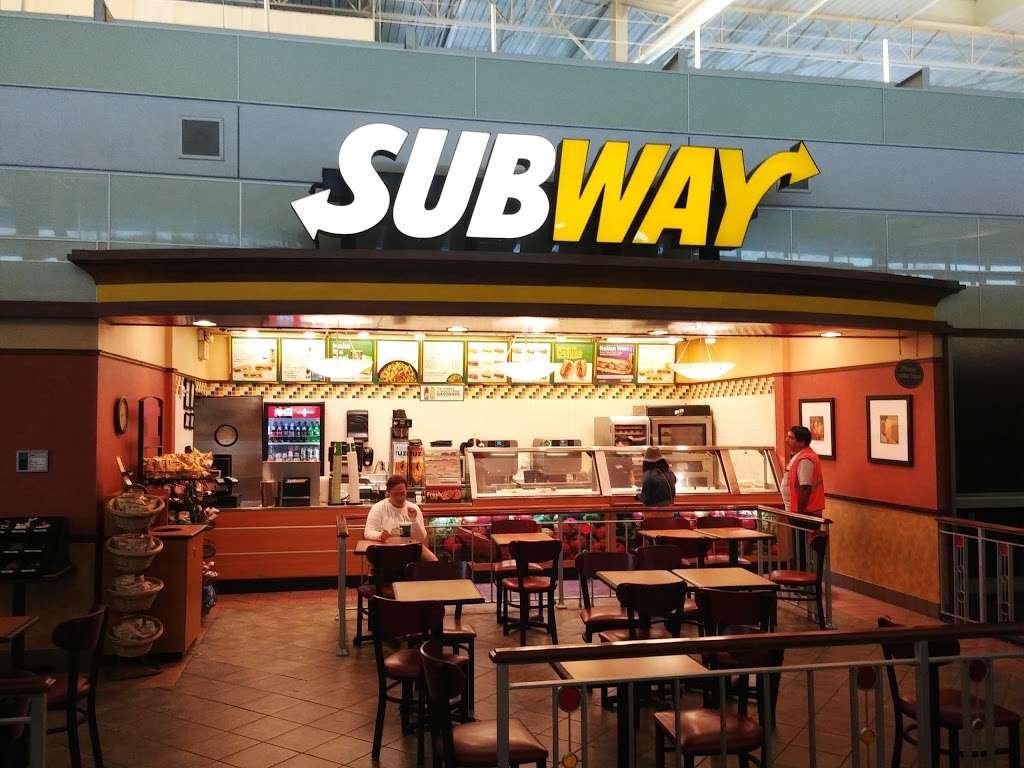 Subway | 7800 Airport Blvd, Houston, TX 77061, USA | Phone: (281) 657-6165