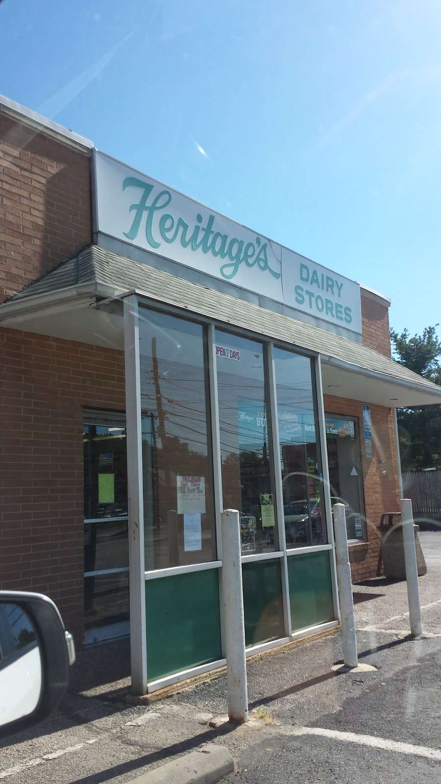 Heritages Dairy Stores | 820 W Broad St, Gibbstown, NJ 08027, USA | Phone: (856) 423-0760