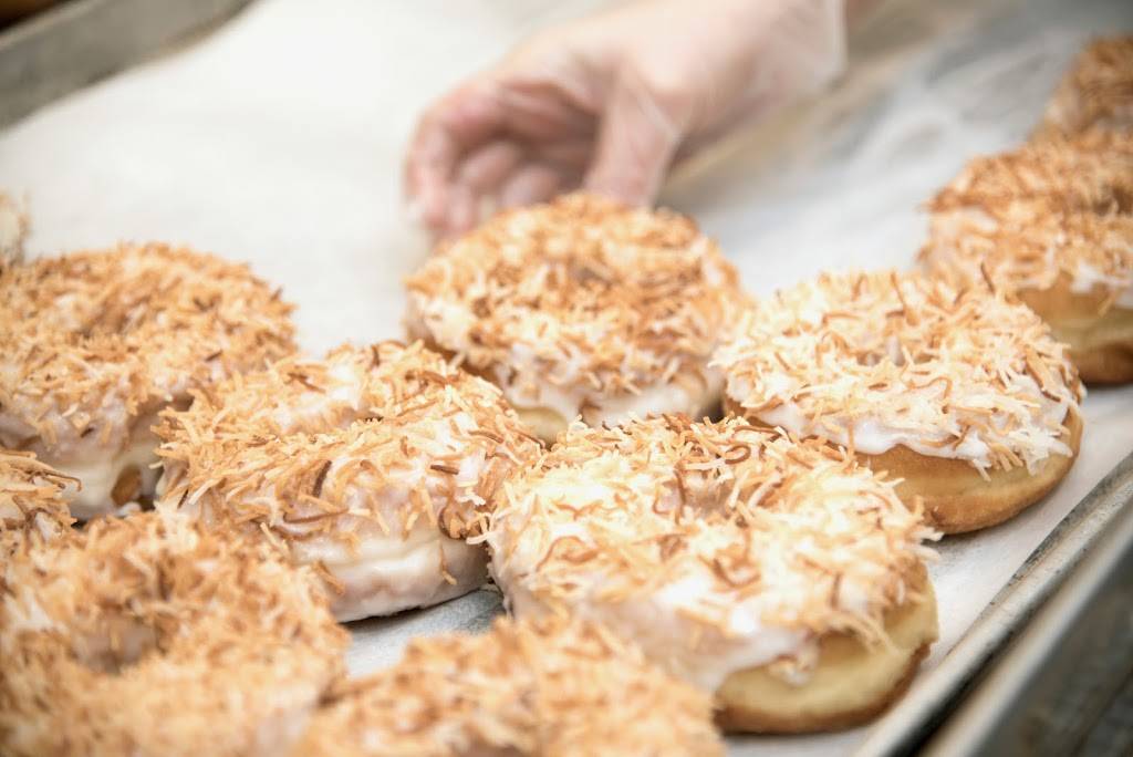 Blackbird Doughnuts Brighton | 100 Holton St bay 4, Brighton, MA 02135, USA | Phone: (617) 482-9000