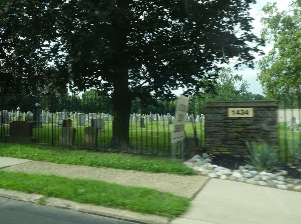 Mt Zion Memorial Cemetery | 1400 Springfield Rd, Darby, PA 19023, USA | Phone: (610) 461-1166