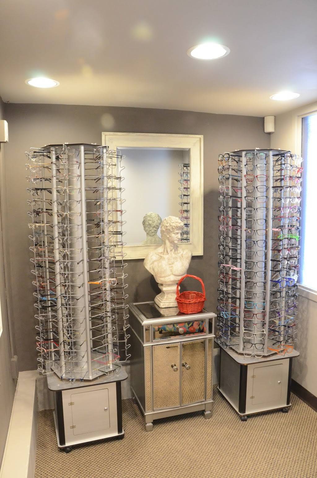 Kindy Optical | N82W15340 Appleton Ave, Menomonee Falls, WI 53051, USA | Phone: (262) 255-5754