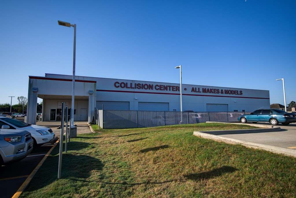 Fort Bend Toyota Collision Center | 20405 Southwest Fwy, Richmond, TX 77469, USA | Phone: (281) 633-3390