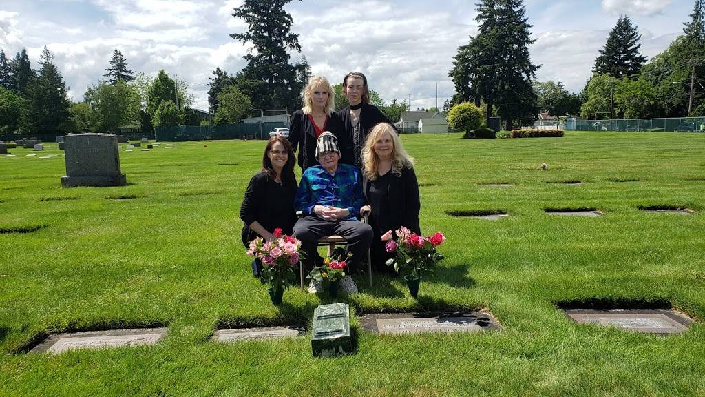 Mother Joseph Catholic Cemetery | 1401 E 29th St, Vancouver, WA 98663, USA | Phone: (360) 693-3052