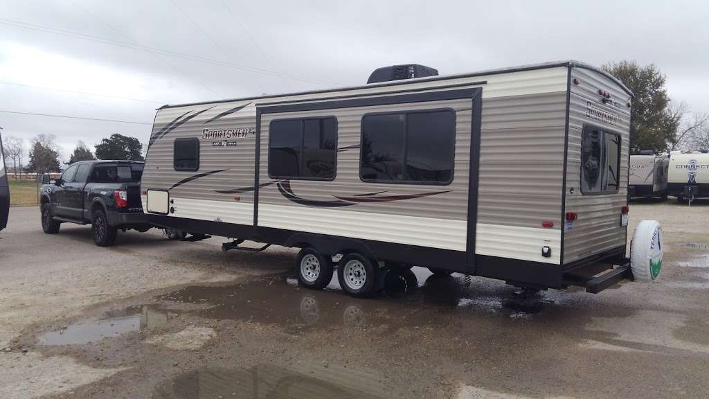 Terry Vaughn RVs - Alvin | 25209 Hwy 6, Alvin, TX 77511, USA | Phone: (281) 331-0469