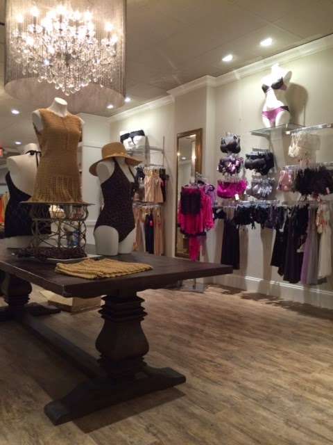 Bloom Lingerie and Swim Boutique | 132 Chief Justice Cushing Hwy, Cohasset, MA 02025, USA | Phone: (781) 923-1454