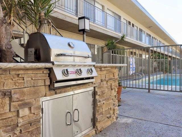 Riverside Villa Apartments | 11615 Riverside Dr, North Hollywood, CA 91602, USA | Phone: (844) 276-0146