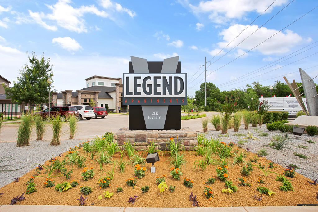 Legend V Apartments | 2133 E 2nd St, Edmond, OK 73034, USA | Phone: (405) 285-2900