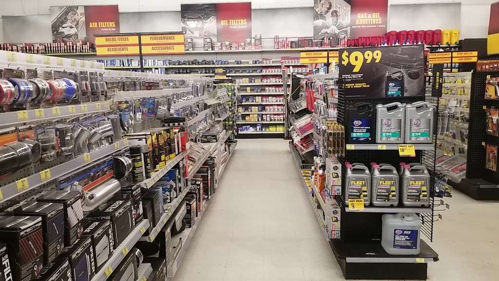 Advance Auto Parts | 100 E Gulf Atlantic Hwy, Wildwood, FL 34785 | Phone: (352) 748-2323