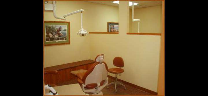 Dr Bobs Family Dental | 2241 W Schaumburg Rd, Schaumburg, IL 60194, USA | Phone: (847) 584-2241