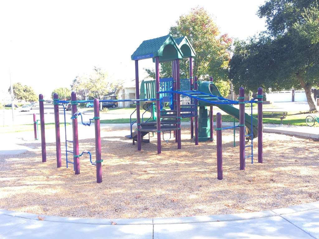 Meadows Park | 3301 W Las Positas Blvd, Pleasanton, CA 94588
