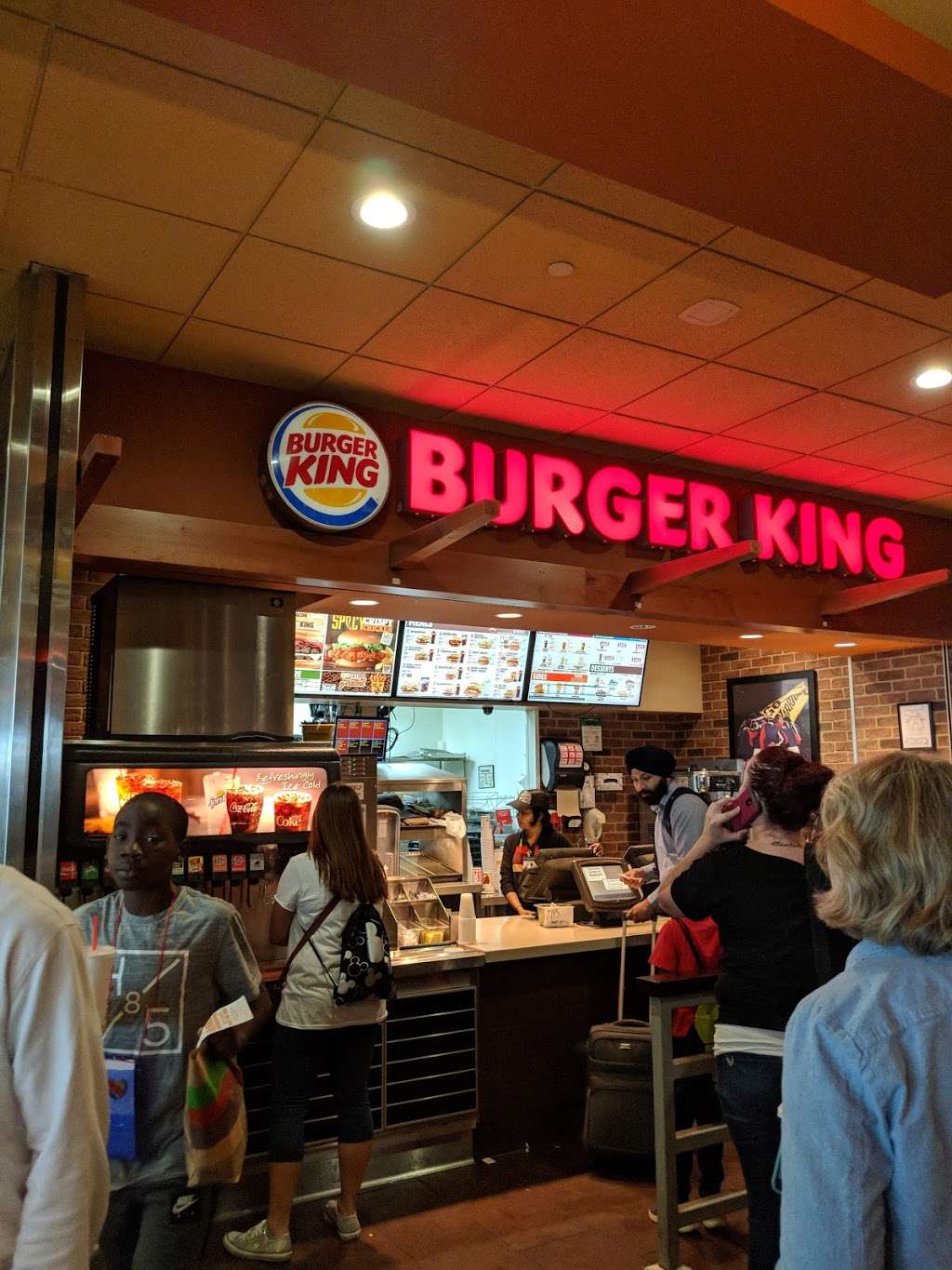 Burger King | 1 Airport Dr Terminal T2x, Oakland, CA 94621 | Phone: (510) 567-7177