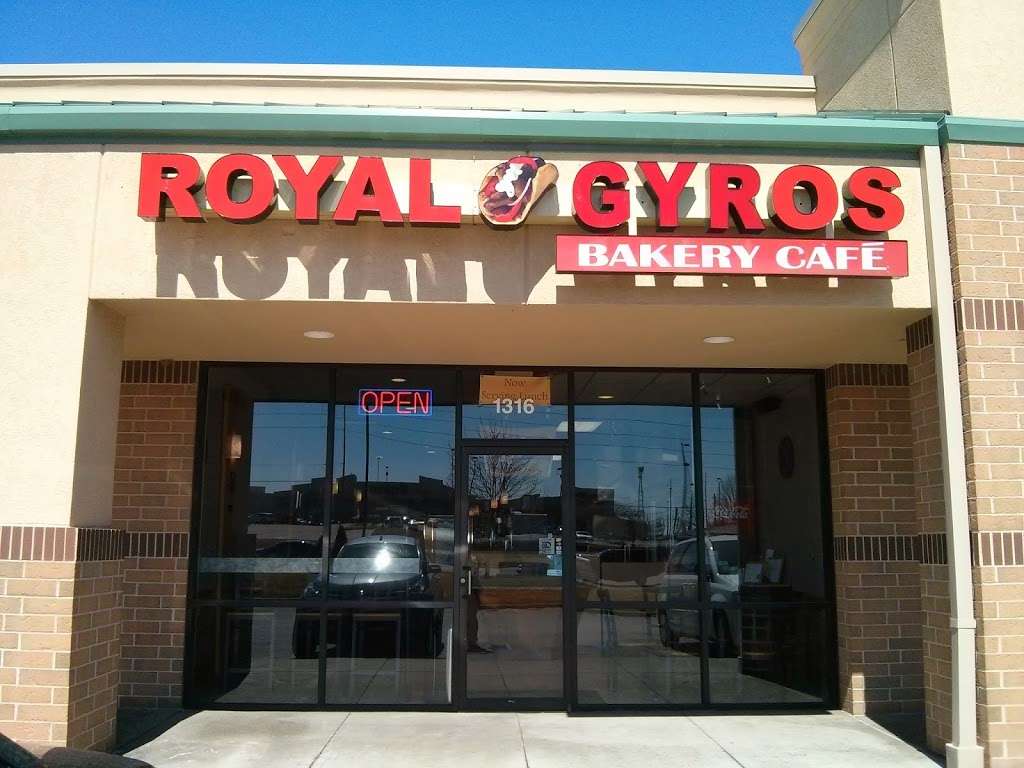 Royal Gyros | 1316 E North Ave, Belton, MO 64012, USA | Phone: (816) 322-2002