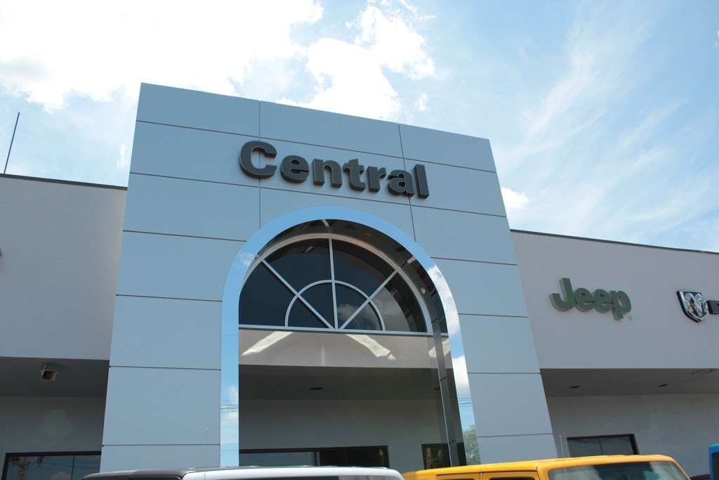 Central Chrysler Jeep Dodge RAM Fiat of Norwood | 56 Boston-Providence Turnpike, Norwood, MA 02062, USA | Phone: (781) 762-2200