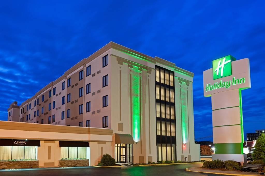 Holiday Inn Hasbrouck Heights-Meadowlands | 283 Route 17 South, Hasbrouck Heights, NJ 07604, USA | Phone: (201) 288-9600