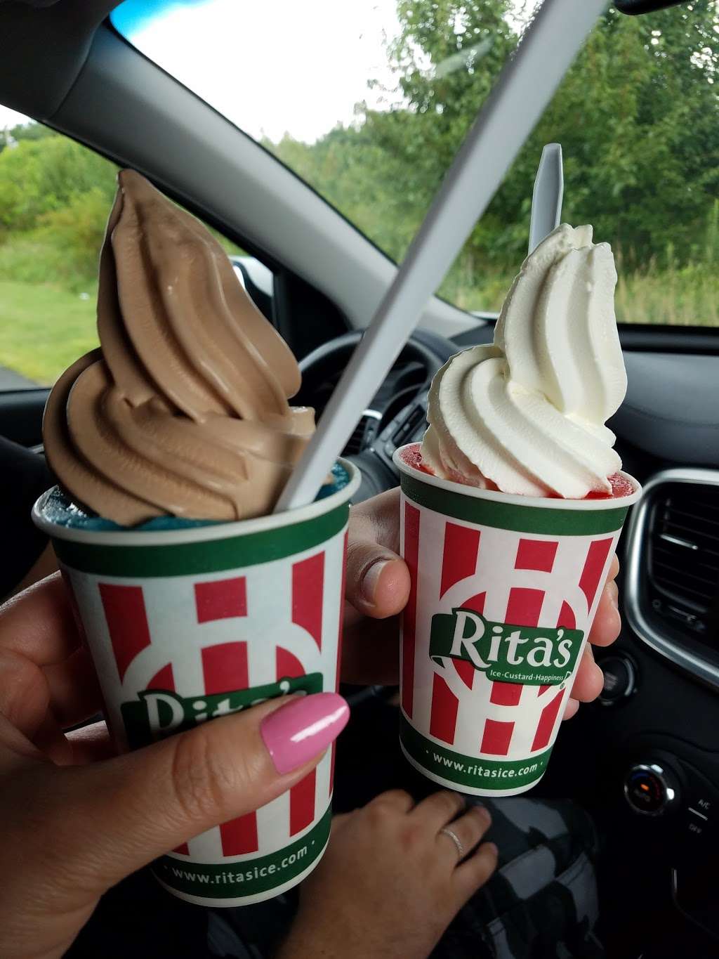 Ritas Italian Ice & Frozen Custard | 5246 Summit Bridge Rd, Middletown, DE 19709, USA | Phone: (302) 464-1277