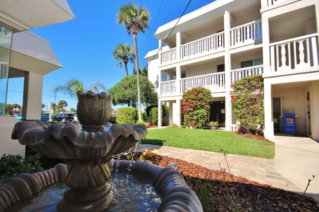 Chateau By the Sea | 3663 S Atlantic Ave, New Smyrna Beach, FL 32169, USA | Phone: (800) 448-1034