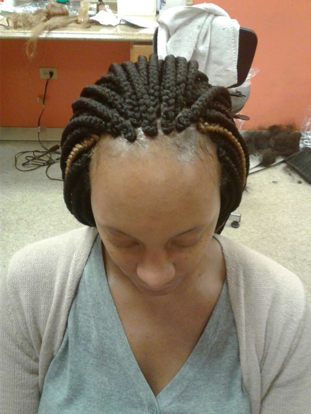 Victorias Braids | 566 Torrence Ave, Calumet City, IL 60409 | Phone: (708) 868-7894