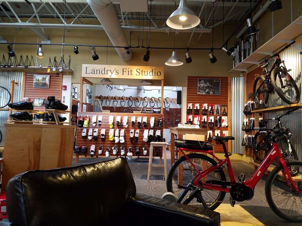 Landrys Bicycles | 790 Worcester St, Natick, MA 01760, USA | Phone: (508) 655-1990