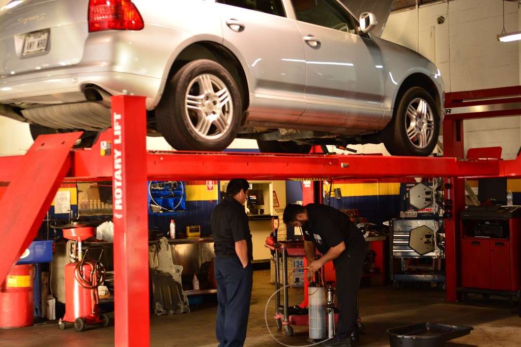 VIC Auto Collision & Repair | 17545 Kuykendahl Rd, Spring, TX 77379, USA | Phone: (281) 370-0101