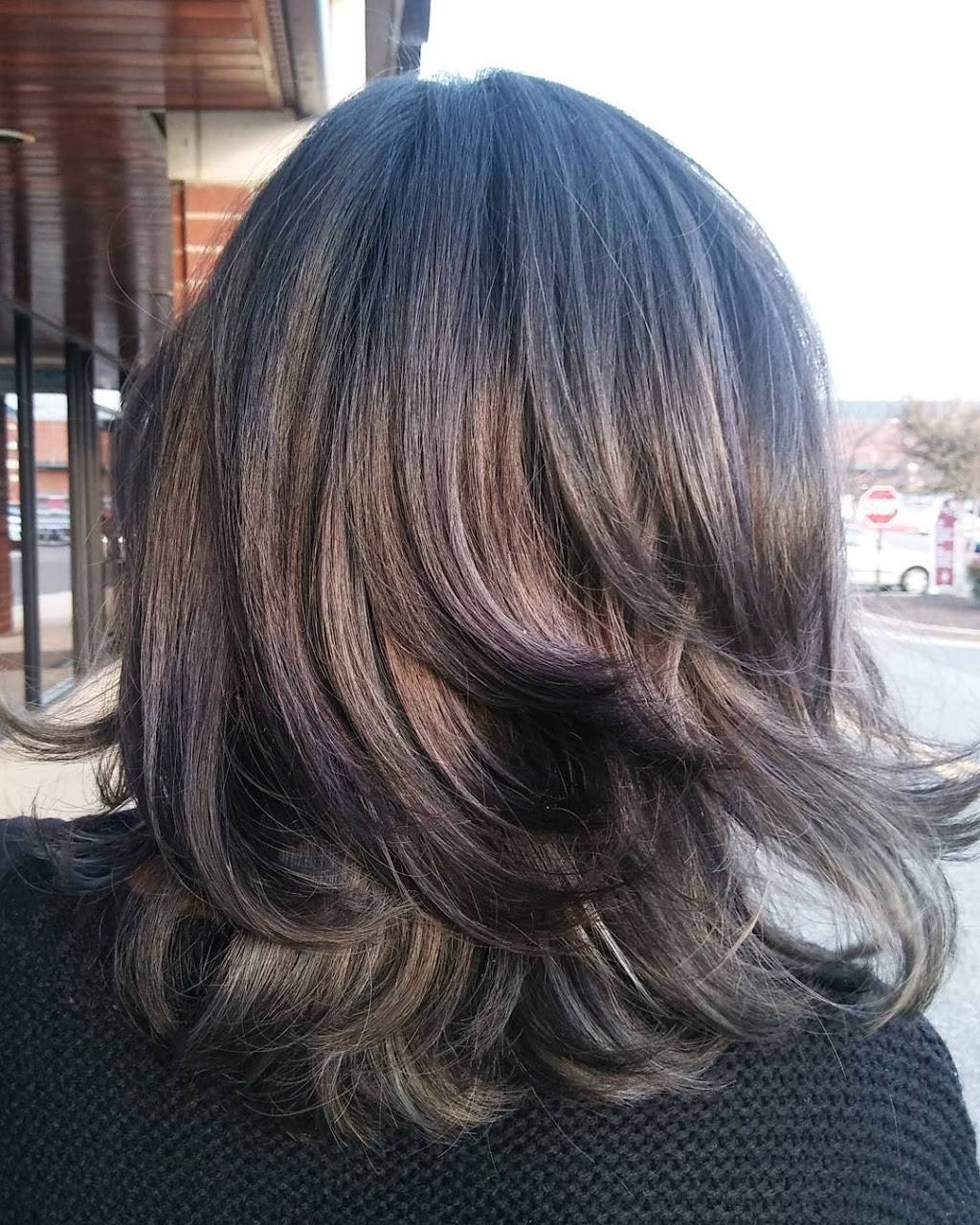 Vibrance Hair Studio | 227 Gateway Dr, Bel Air, MD 21014, USA | Phone: (443) 866-5788