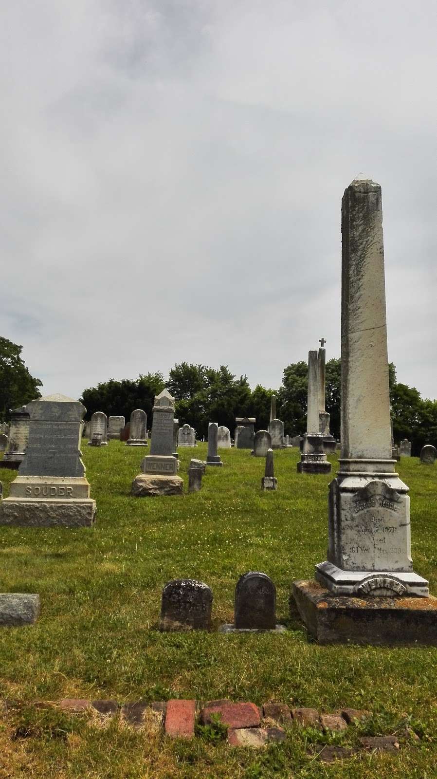 First German Reformed Church Site And Cemetery | 39592-39598 Lovettsville Rd, Lovettsville, VA 20180
