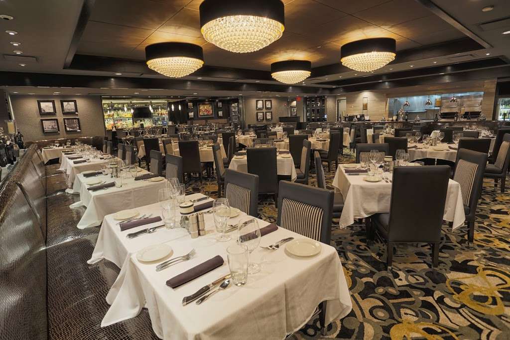 Mortons The Steakhouse | 1470 McConnor Pkwy, Schaumburg, IL 60173 | Phone: (847) 413-8771