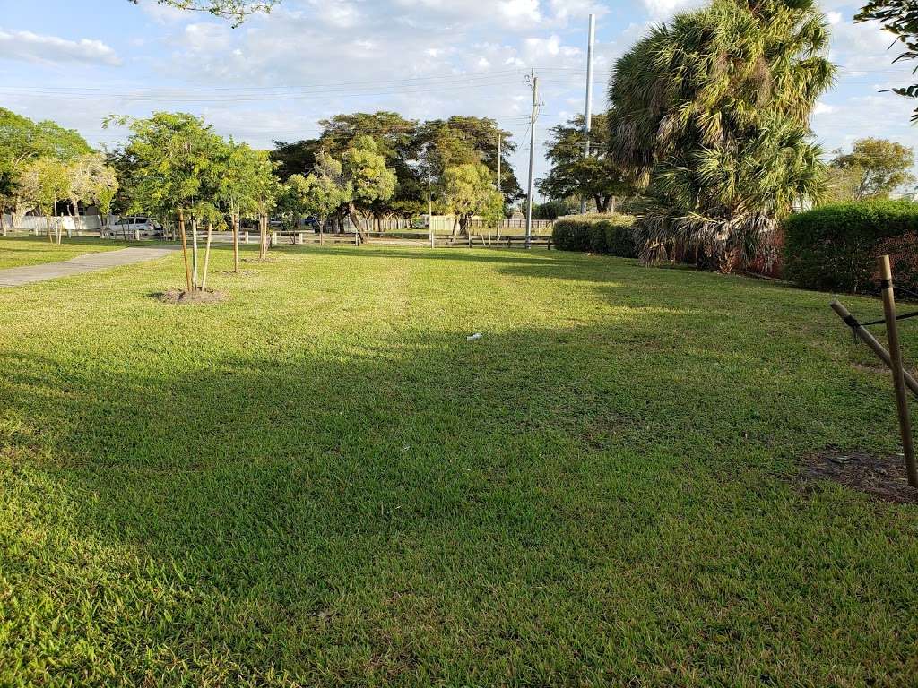 Norman and Jean Reach Park | 7895 NW 176th St, Hialeah, FL 33015, USA | Phone: (305) 823-2414