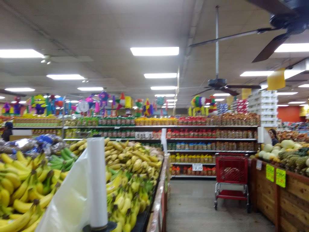 El Ahorro Supermarket # 10 | 8615 Irvington Blvd, Houston, TX 77022, USA | Phone: (713) 697-0061