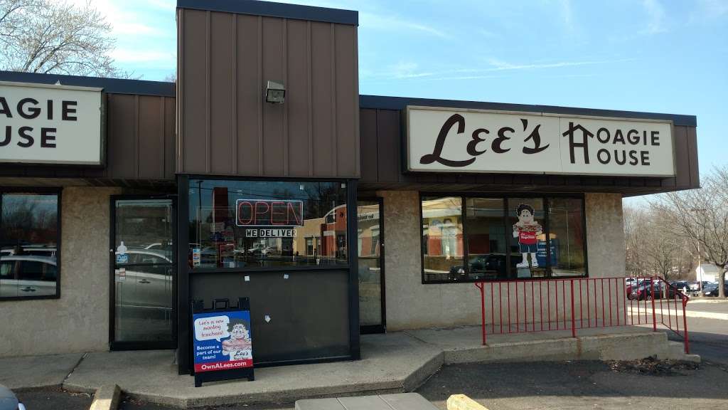 Lees Hoagie House Southampton | 26 2nd St Pike, Southampton, PA 18966 | Phone: (215) 322-2500