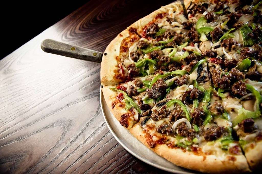 Patxis Pizza | 1875 S Bascom Ave #405, Campbell, CA 95008, USA | Phone: (408) 559-0700